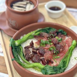 Clay Pot Steamed Rice Clay Pot Steamed Rice