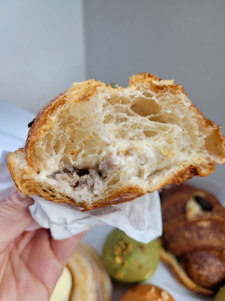 BLACKHOLE BAKERY 137 Photos & 74 Reviews Bakeries 5531 Troost Ave