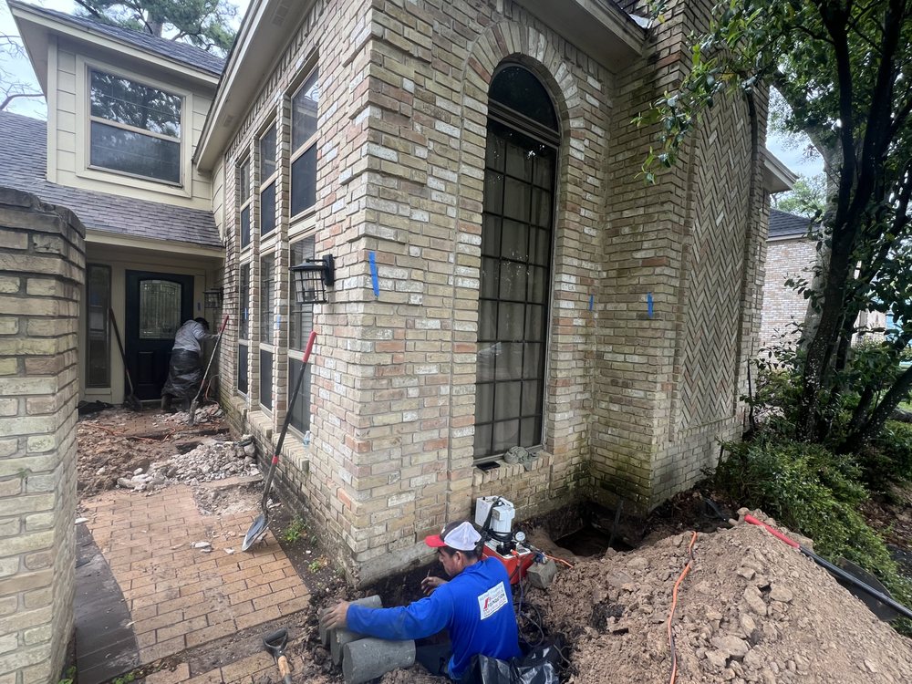 Slide of Fundation Repair Edgardo Hernandez