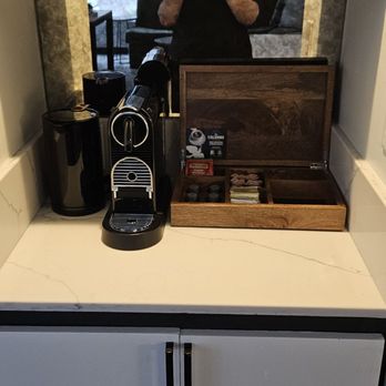 Hotel 1000 - Espresso and tea bar - Hotels Near Me - Seattle, Washington