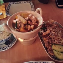 Rosebud Thai Restaurant - Pad thai and chicken tom yum
