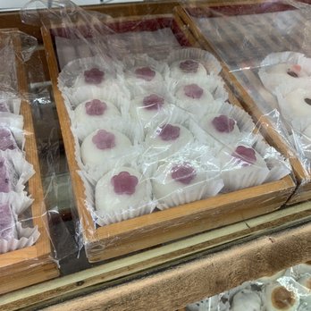 Fugetsu-Do - Candy Stores Near Me - Los Angeles, California Fugetsu-Do - Candy Stores Near Me - Los Angeles, California