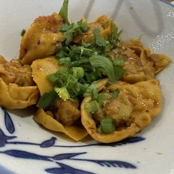 Chubby Dumplings - Chicken & Mushroom Szechuan Spicy Wonton(8pc) - Japanese Near Me - Burbank, California Chubby Dumplings - Chicken & Mushroom Szechuan Spicy Wonton(8pc) - Japanese Near Me - Burbank, California