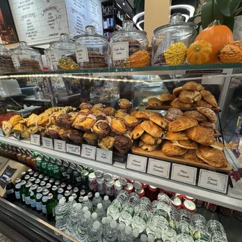 Carnegie Diner - Pastry case - Sandwiches Near Me - New York, New York