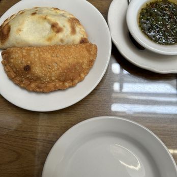 El Morfi Grill - Chicken empanada, ham and cheese empanada - Argentine Near Me - Glendale, California El Morfi Grill - Chicken empanada, ham and cheese empanada - Argentine Near Me - Glendale, California