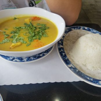 Pho Vina - Chicken curry with rice - Vietnamese Near Me - Pomona, California Pho Vina - Chicken curry with rice - Vietnamese Near Me - Pomona, California