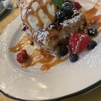 Moonshine Grill - Bread Pudding - Southern Near Me - Austin, Texas