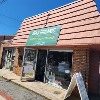 Gias Organic - Gia' Herb shop in Main street, East Point, Ga. - Vitamins & Supplements Near Me - East Point, Georgia Gias Organic - Gia' Herb shop in Main street, East Point, Ga. - Vitamins & Supplements Near Me - East Point, Georgia