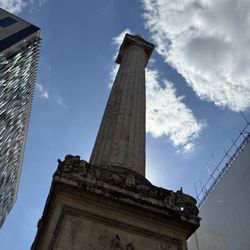 Monument to the Great Fire of London