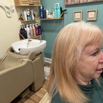 Fringe by Wendy - Fringebywendy.com - Hair Salons Near Me - Covington, Louisiana