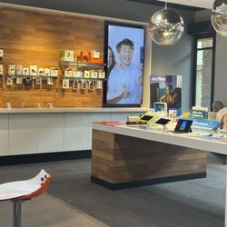 AT&T Store - Today is a great day for a new phone!