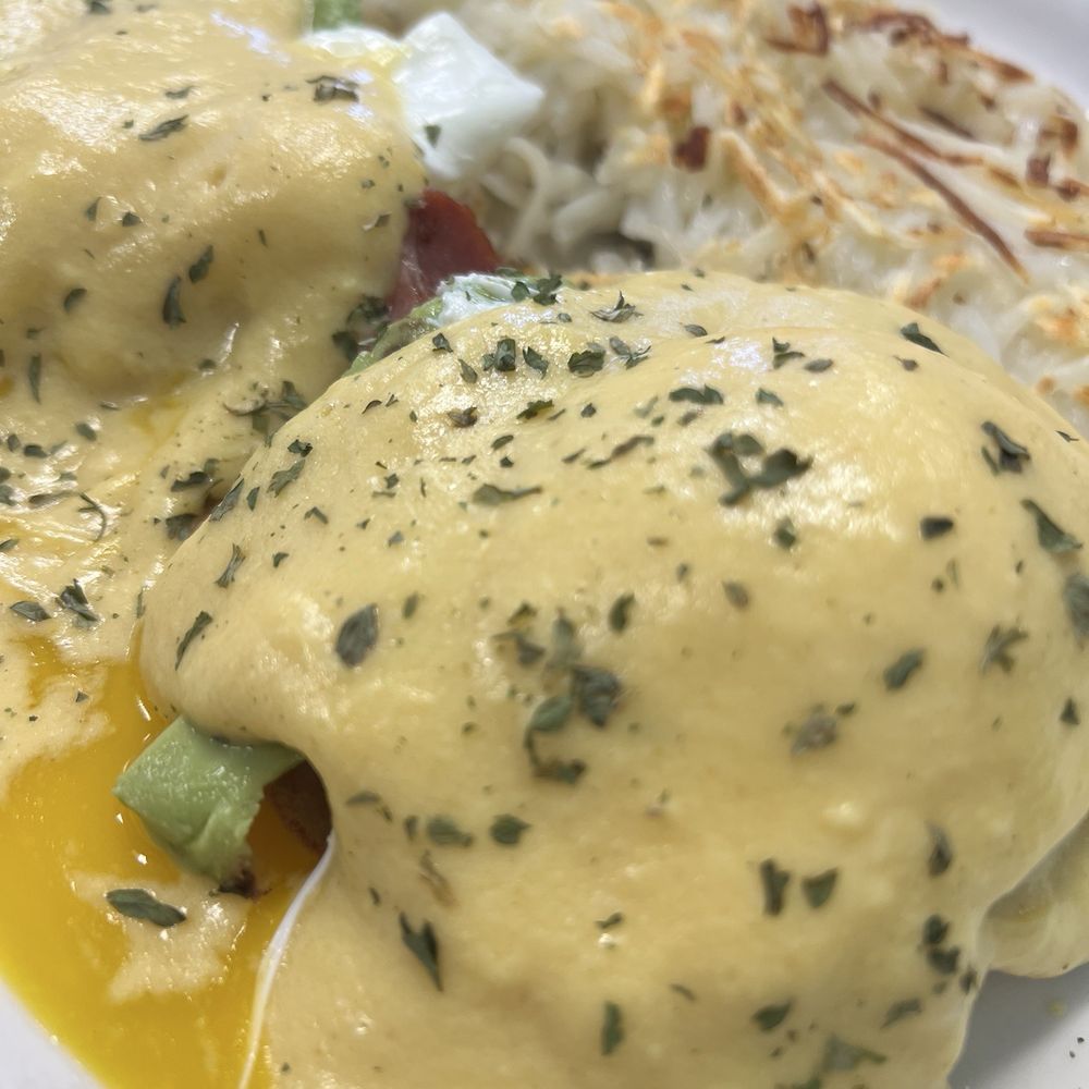 Landmark Grill - Breakfast & Brunch Near Me - Midvale, Utah