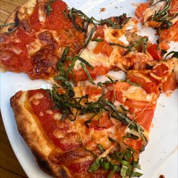 21st Amendment - Margherita pizza
