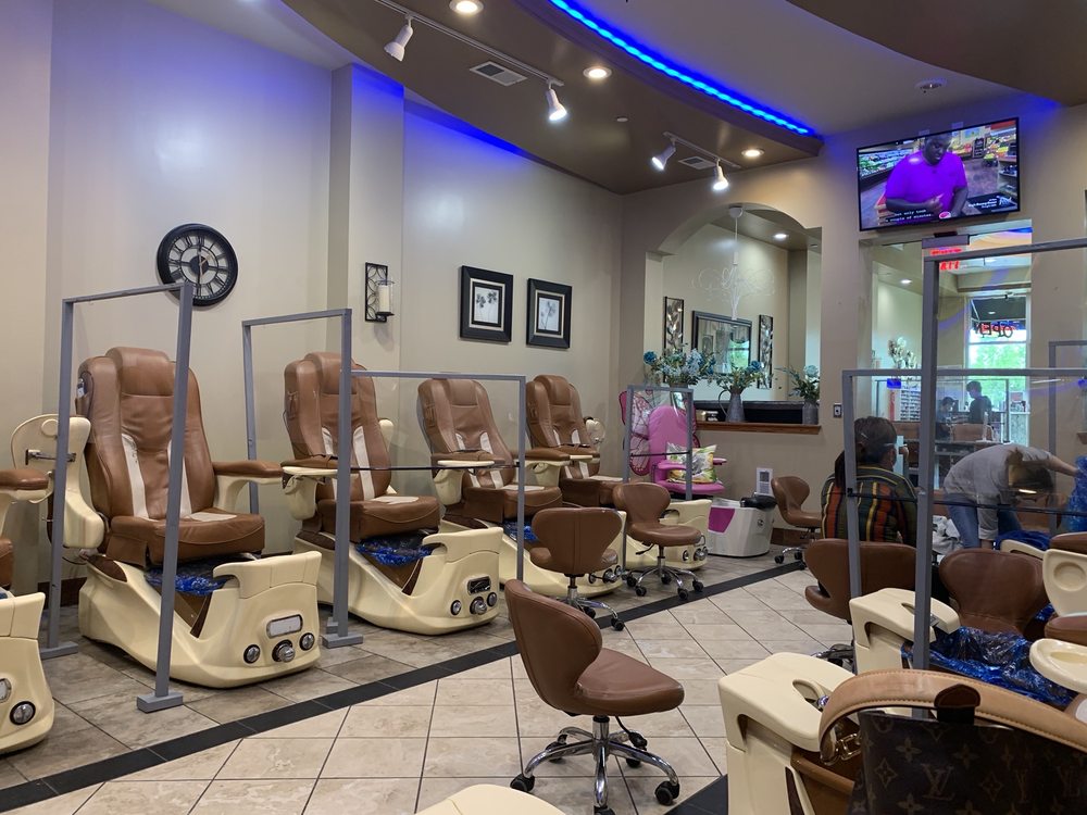 SERENITY NAILS SPA LLC IN FRANKLIN Updated May 2024 17 Photos & 37