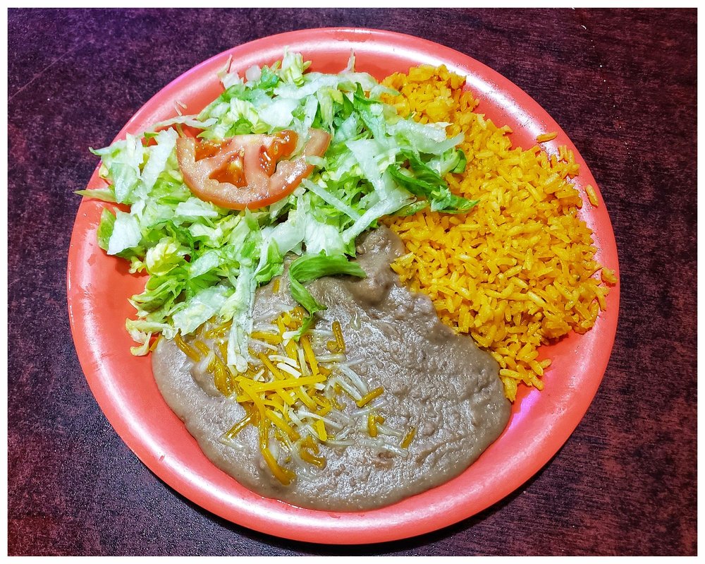 Food from Pollo El Ranchero