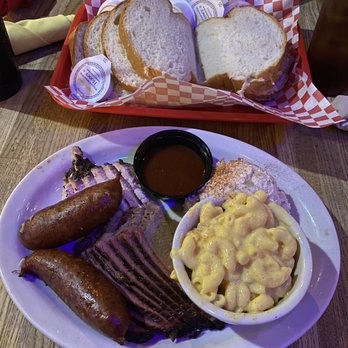 The County Line - 3-Meat Combo & Homemade Bread 1/2 Loaf White - Barbeque Near Me - San Antonio, Texas The County Line - 3-Meat Combo & Homemade Bread 1/2 Loaf White - Barbeque Near Me - San Antonio, Texas