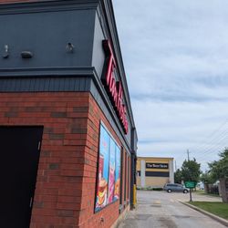 Approaching the pickup window from the drive-thru order area