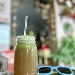Kamoli Market - The Emerald Juice.  Absolutely delicious!