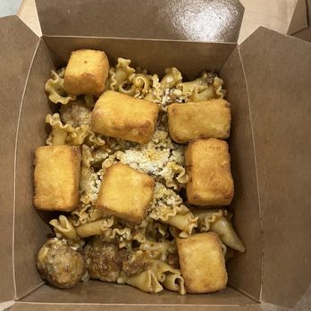 Due' Cucina - Redmond - Traditional Bolognese Ragù with Campanelle, topped with Chicken Meatballs and Crunchy Tofu - Italian Near Me - Redmond, Washington Due' Cucina - Redmond - Traditional Bolognese Ragù with Campanelle, topped with Chicken Meatballs and Crunchy Tofu - Italian Near Me - Redmond, Washington