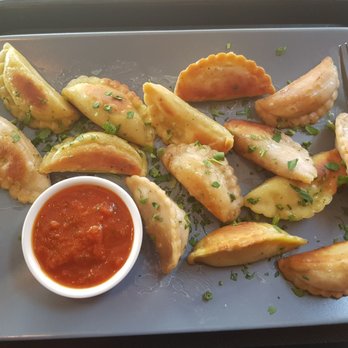 momos - Vegetarian Near Me - Berlin, BE