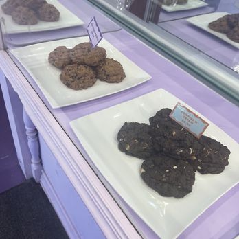 Funny Face Bakery - Cupcakes Near Me - New York, New York Funny Face Bakery - Cupcakes Near Me - New York, New York