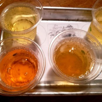 Sterling Cidery - Flight of Four: Dry Rusty, Beam Me Up Peachy, Strawberry Rhubarb and A-Peeling - Cideries Near Me - Sterling, New York