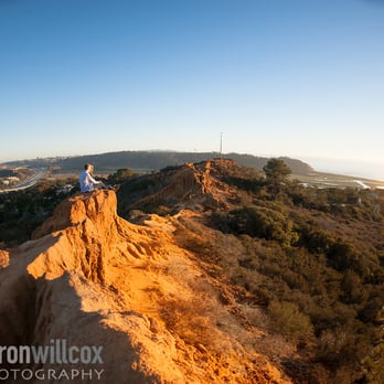 Aaron Willcox Photography - Engagement photo with a view of Torrey Pines - Photographers Near Me