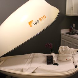 spa810 Winter Park - Enjoy a facial in our relaxing fuzion capsule! Featuring dry heat sauna, vibration, and aromatherapy.