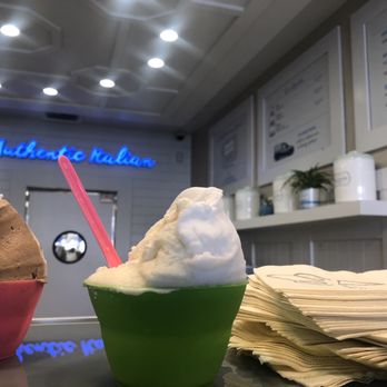 Gelato Paradiso - Panna cota and lemon Limone Sorbetto - Gelato Near Me - Coronado, California Gelato Paradiso - Panna cota and lemon Limone Sorbetto - Gelato Near Me - Coronado, California