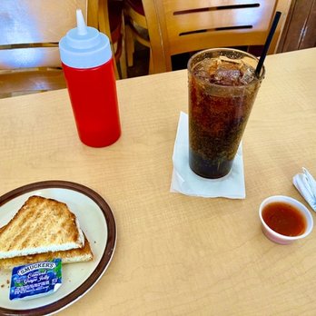 Brownie's Diner - Diners Near Me - Brawley, California