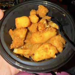 KFC - The New Matty's Cheesy Nuggy Gravy Bowl