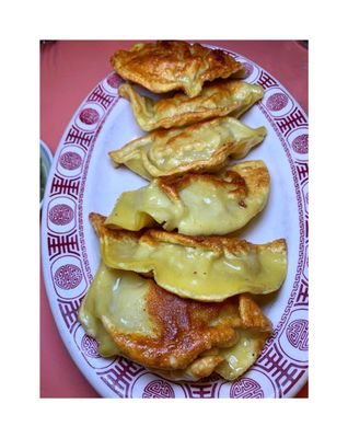 David's Mai Lai Wah by null