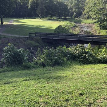 Cedar Creek Golf Course - Nice little Par 3, green hugged by a rock-bottomed creek. - Golf Near Me Cedar Creek Golf Course - Nice little Par 3, green hugged by a rock-bottomed creek. - Golf Near Me