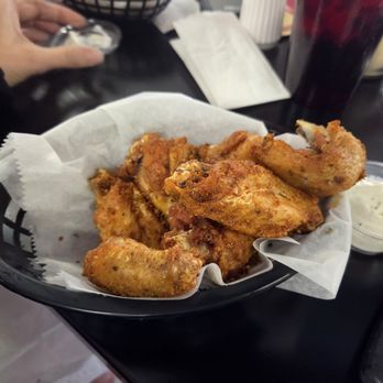 The Nest - Wings with dry rub - Sports Bars Near Me - South Sioux City, Nebraska