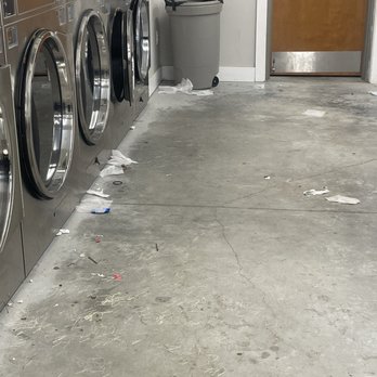Waterworx Laundry - More trash - Laundromat Near Me - Spruce Pine, North Carolina Waterworx Laundry - More trash - Laundromat Near Me - Spruce Pine, North Carolina