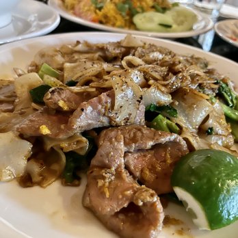Ros Siam - Thai Near Me - Denver, Colorado