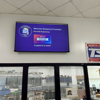 Specialist Installs - Mounted 65" tv at a high height. - TV Mounting Near Me Specialist Installs - Mounted 65" tv at a high height. - TV Mounting Near Me