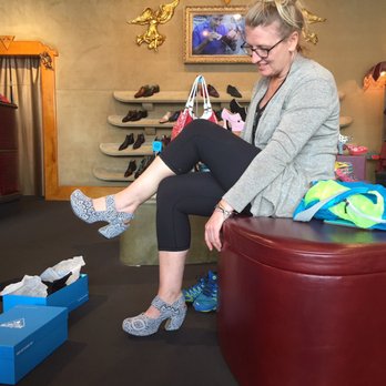 fluevog near me