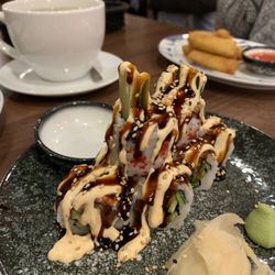 Yo-Shi - Sushi with mayo