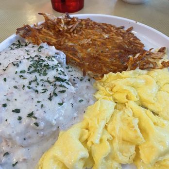 Mac’s Diner - Biscuits and gravy - Diners Near Me - North Saint Paul, Minnesota