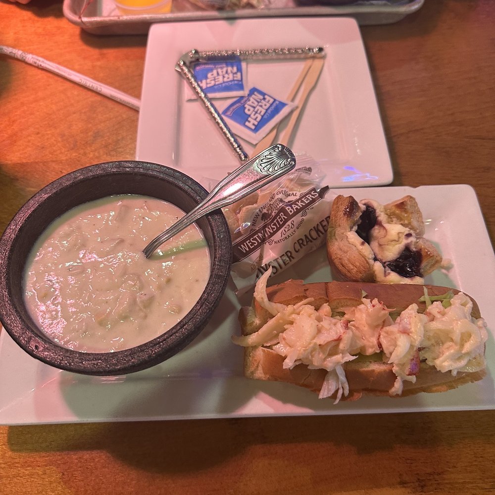 Geddy's - Mini Lobster Bake - Seafood Near Me - Bar Harbor, Maine Geddy's - Mini Lobster Bake - Seafood Near Me - Bar Harbor, Maine