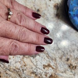 GIA's Salon & Spa - Nails look great