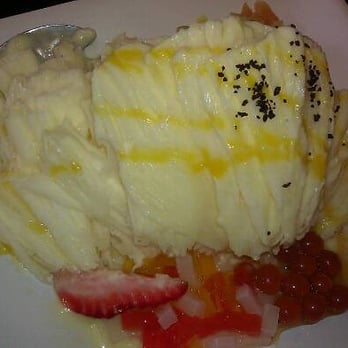 Frostcity - Mango snow ice...my favorite - Desserts Near Me - Honolulu, Hawaii