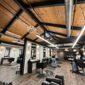 Niki Moon Salon and Spa - Hair Salons Near Me - Naperville, Illinois Niki Moon Salon and Spa - Hair Salons Near Me - Naperville, Illinois