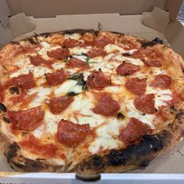 Diavola pizza 16" Diavola pizza 16"