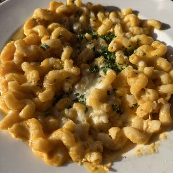 Fox River Brewing - 4 CHEESE MAC N CHEESE - Sports Bars Near Me - Oshkosh, Wisconsin