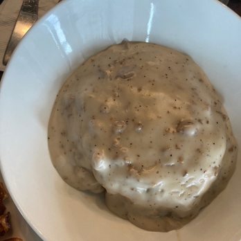 Toasted - Biscuits & gravy - Breakfast & Brunch Near Me - Bakersfield, California Toasted - Biscuits & gravy - Breakfast & Brunch Near Me - Bakersfield, California