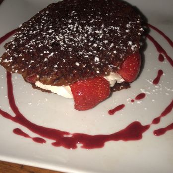 Le Temps des Cerises - Dessert sorry forgot what it was called - French Near Me - Paris, 75 Le Temps des Cerises - Dessert sorry forgot what it was called - French Near Me - Paris, 75