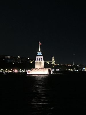 Maiden's Tower by null