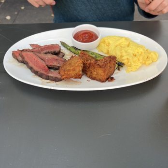 Gemini - Steak and eggs - New American Near Me - Chicago, Illinois Gemini - Steak and eggs - New American Near Me - Chicago, Illinois